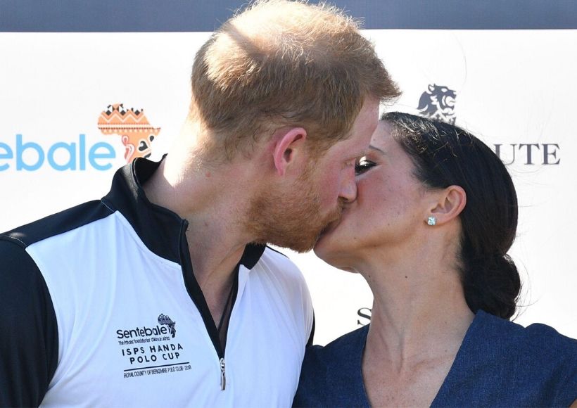 Prince Harry kiss Meghan Markle