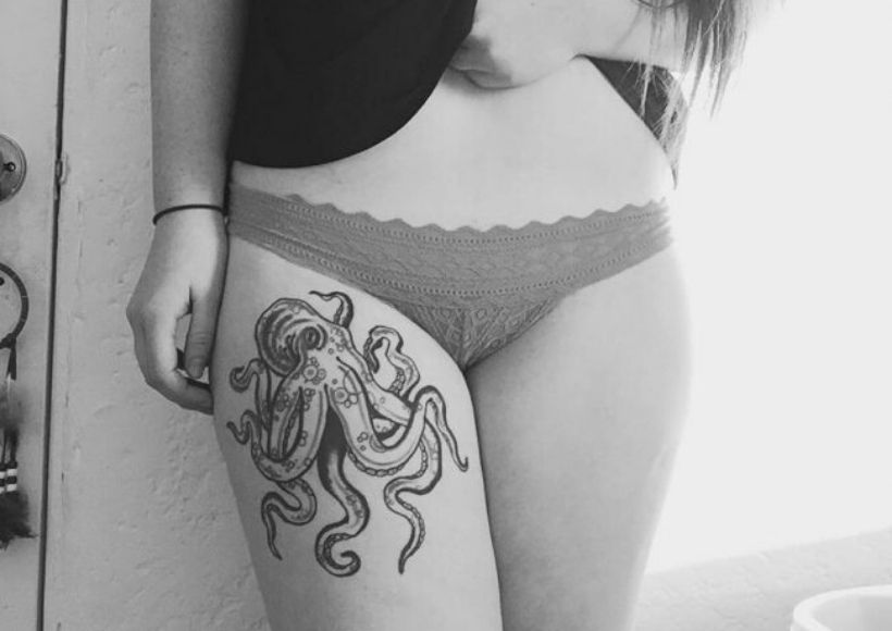 thigh tatoos for women