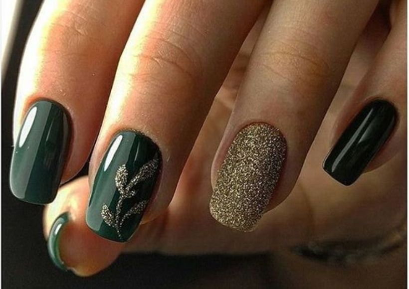 green and gold nails