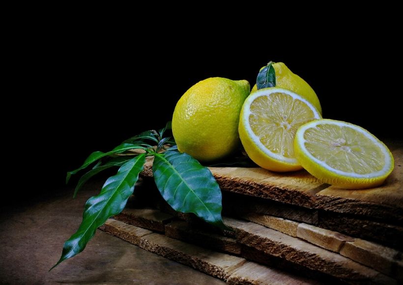 Lemon, To Hydrate And Exfoliate The Skin