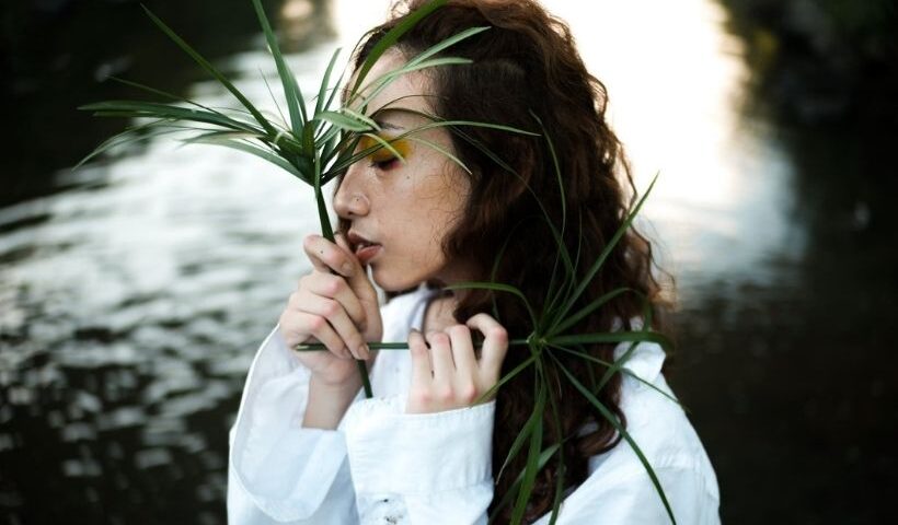 How Can Your Hair Fight Against Humidity