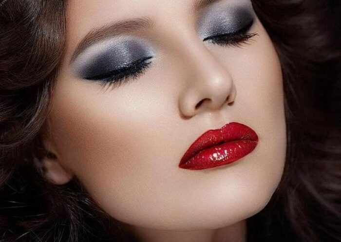 How To Apply Red Lipstick To Increase Its Duration