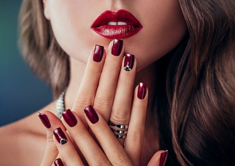 Beauty News This Nail Trend Is As Beautiful As A Summer Vacation