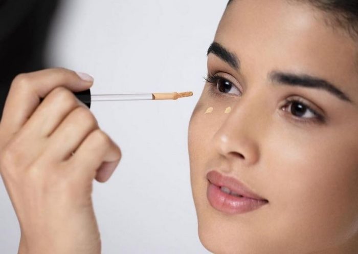 Bye Bye, Dark Circles! This Is How You Should Apply The Concealer If You Want To Remove Them