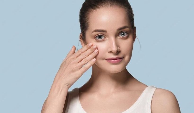 Complete Guide To Caring For Your Sensitive Skin
