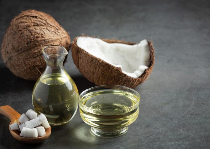 5 Good Reasons To Love Coconut Oil!